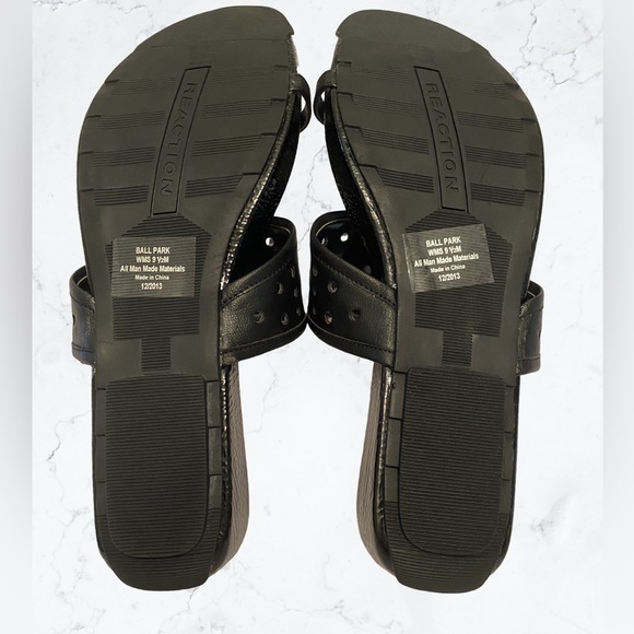 Women’s Kenneth Cole Ball Park Sandals Black Size 9.5M - Picture 3 of 3